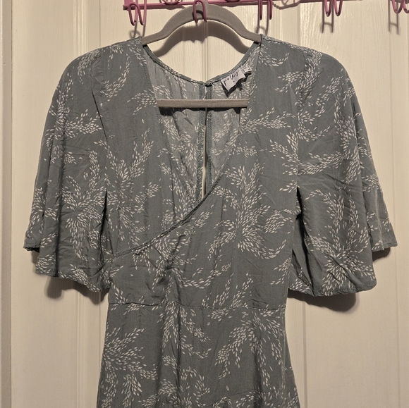 Polly The Louie Romper Sage Size 8 Color Light Gray/White - Picture 9 of 14